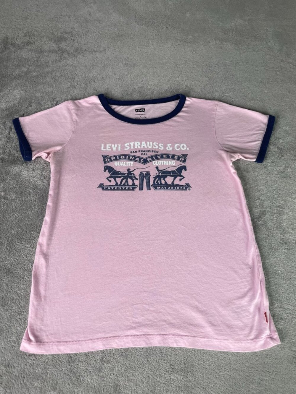 Levi's Girls Pink Levi Strauss Logo Graphic Tee L 12-13Y Cotton Shirt